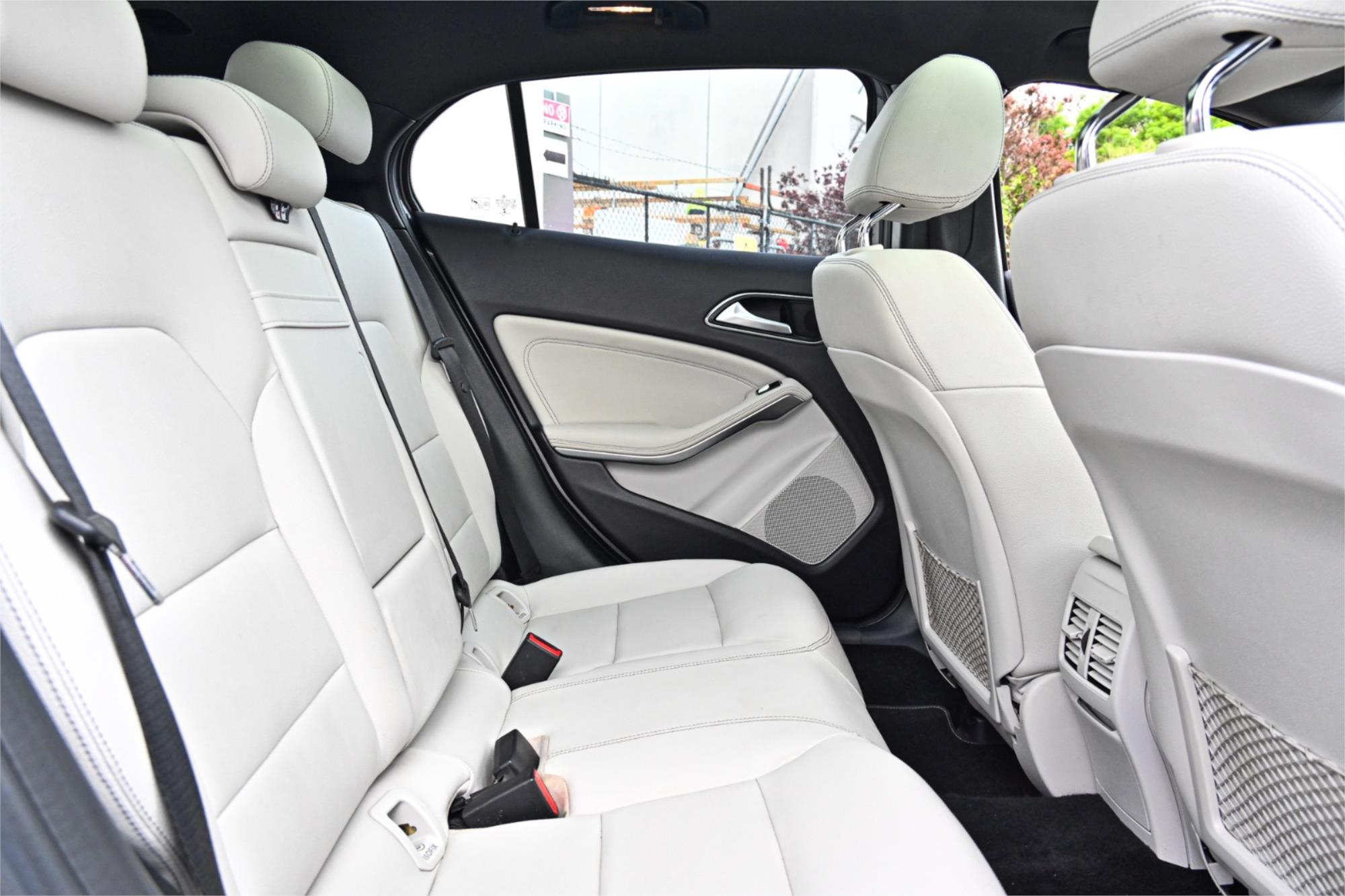 2015 MERCEDES-BENZ GLA-CLASS X156 GLA200 CDI SPORTS AUTOMATIC DUAL CLUTCH WAGON