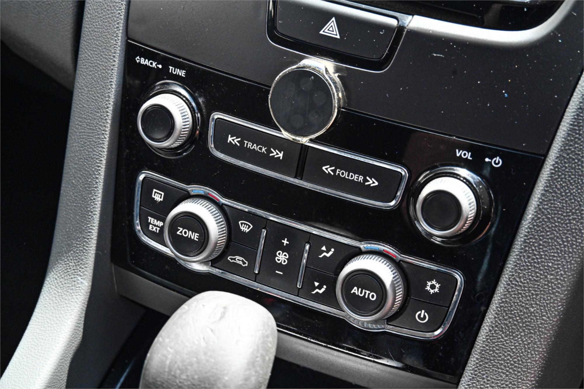 2013 HOLDEN COMMODORE VE II SV6 SPORTS AUTOMATIC WAGON