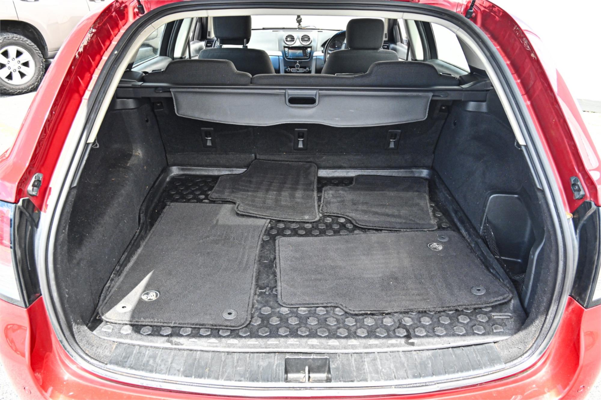 2013 HOLDEN COMMODORE VE II SV6 SPORTS AUTOMATIC WAGON
