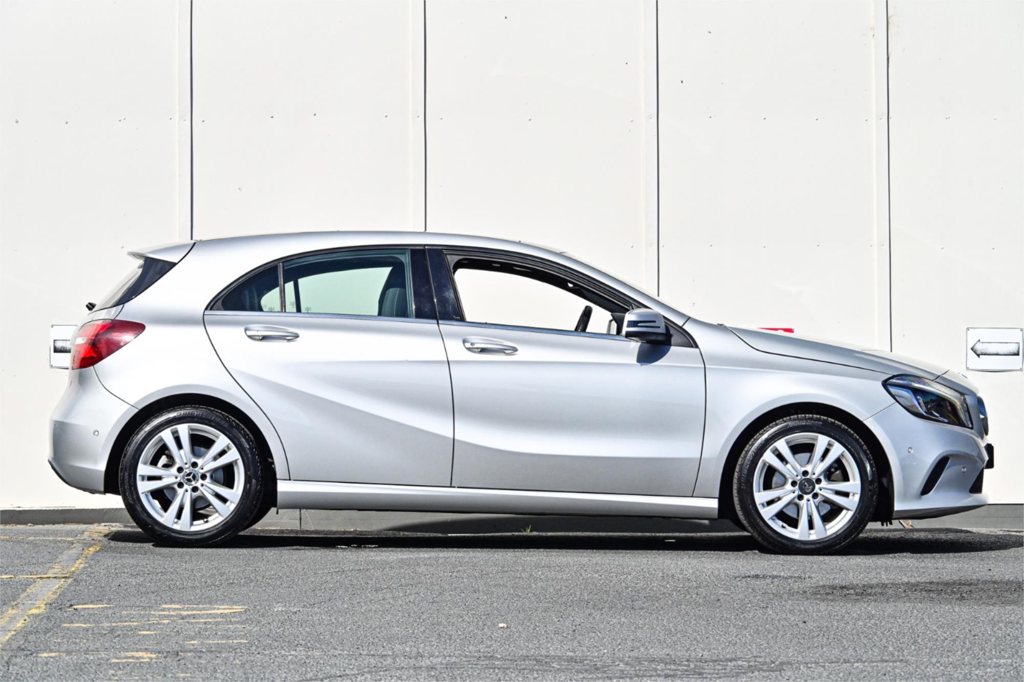 2017 MERCEDES-BENZ A180 176 MY17 7 SP AUTOMATIC 5D HATCHBACK