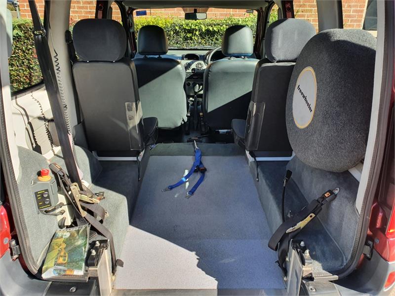 2007 RENAULT KANGOO X76 INTEGRAL 4 SP AUTOMATIC 2D VAN