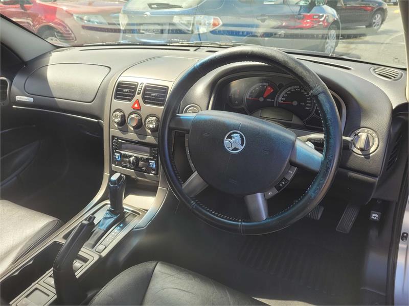 2006 HOLDEN COMMODORE VZ SV6 SPORTS AUTOMATIC SEDAN