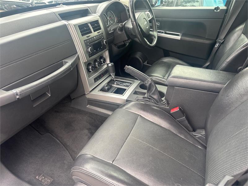 2010 JEEP CHEROKEE KK LIMITED AUTOMATIC WAGON