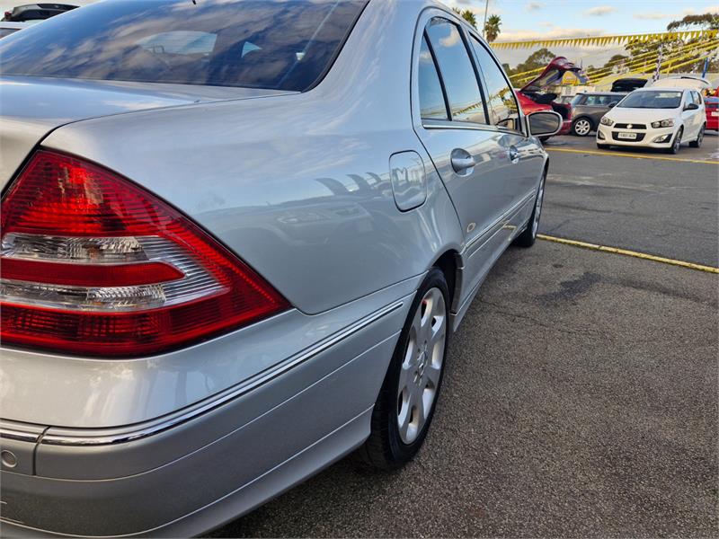 2006 MERCEDES-BENZ C230 W203 MY06 ELEGANCE 7 SP AUTOMATIC G-TRONIC 4D SEDAN