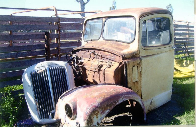 MORRIS COMMERCIAL CAB