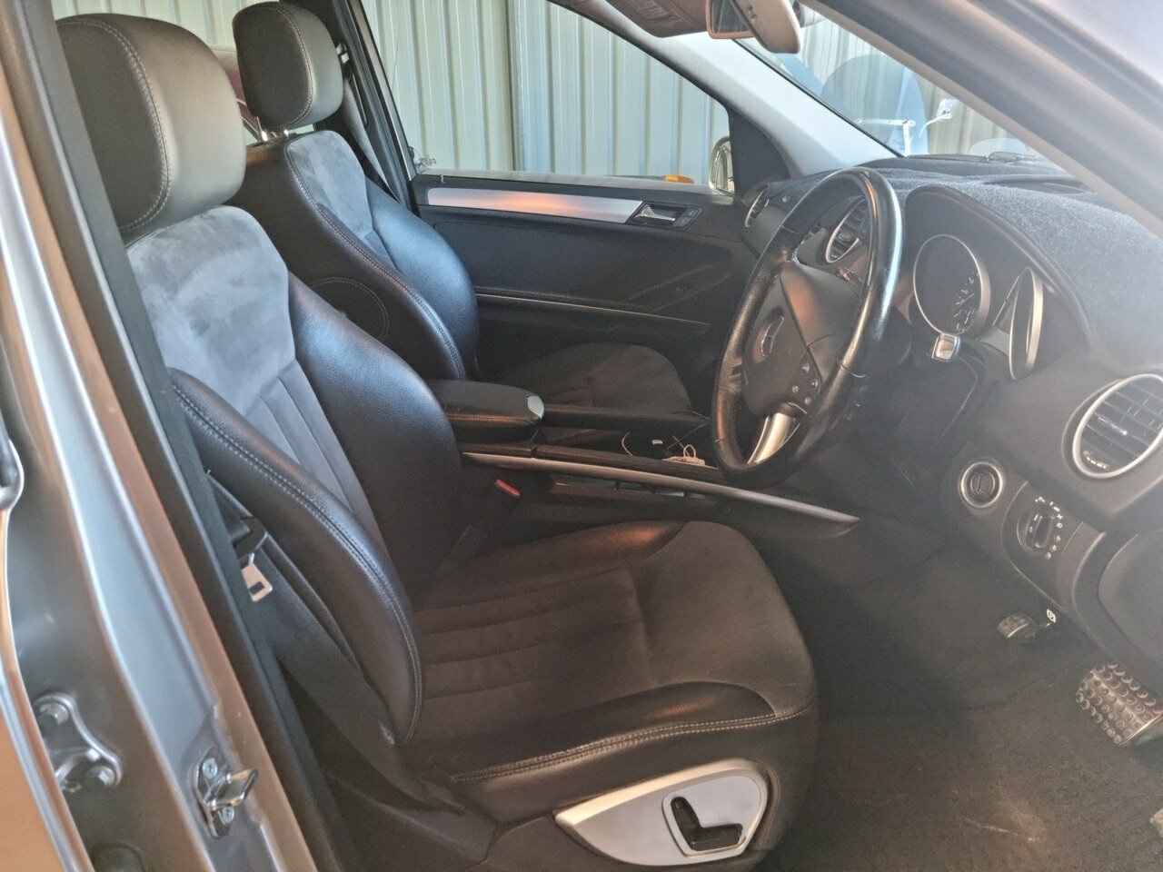 2005 MERCEDES-BENZ ML W164 320CDI (4x4) 7 SP AUTOMATIC G-TRONIC 4D WAGON