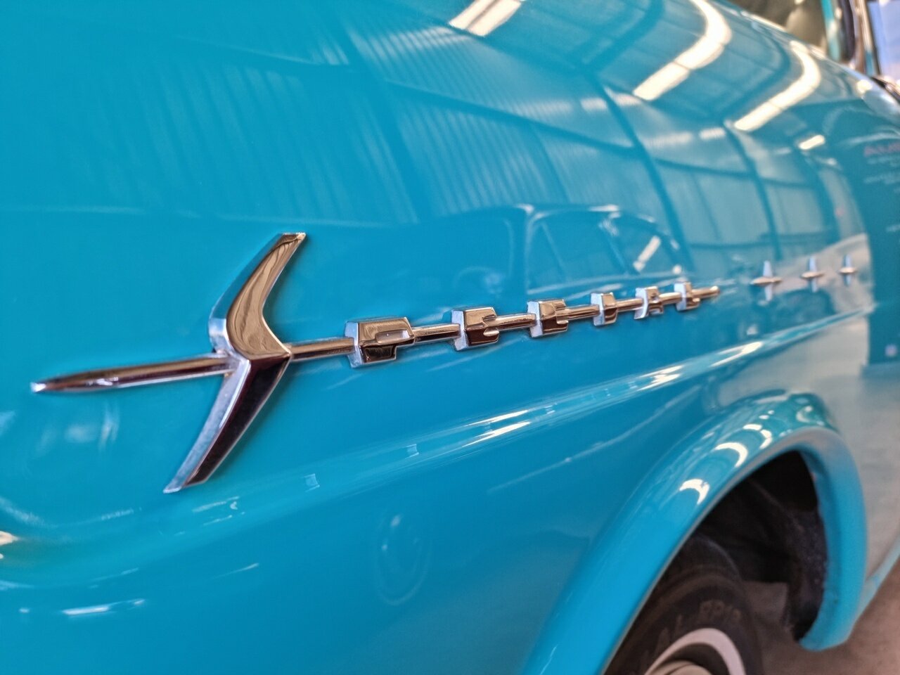 1960 HOLDEN FB SPECIAL 4D SEDAN