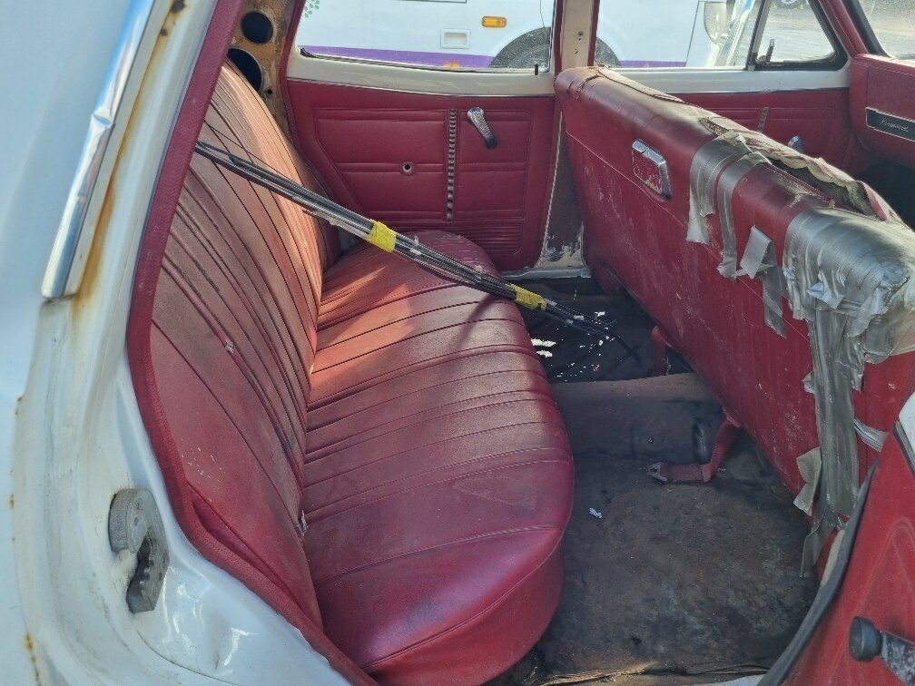 1969 HOLDEN KINGSWOOD HK MANUAL 4D SEDAN