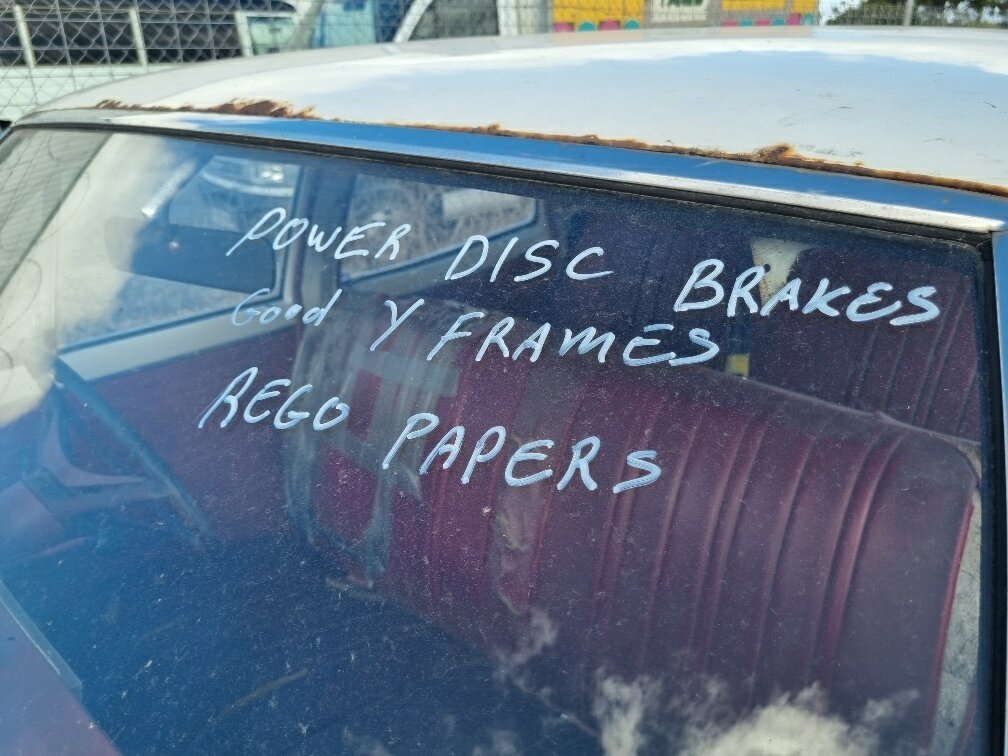 1969 HOLDEN KINGSWOOD HK MANUAL 4D SEDAN