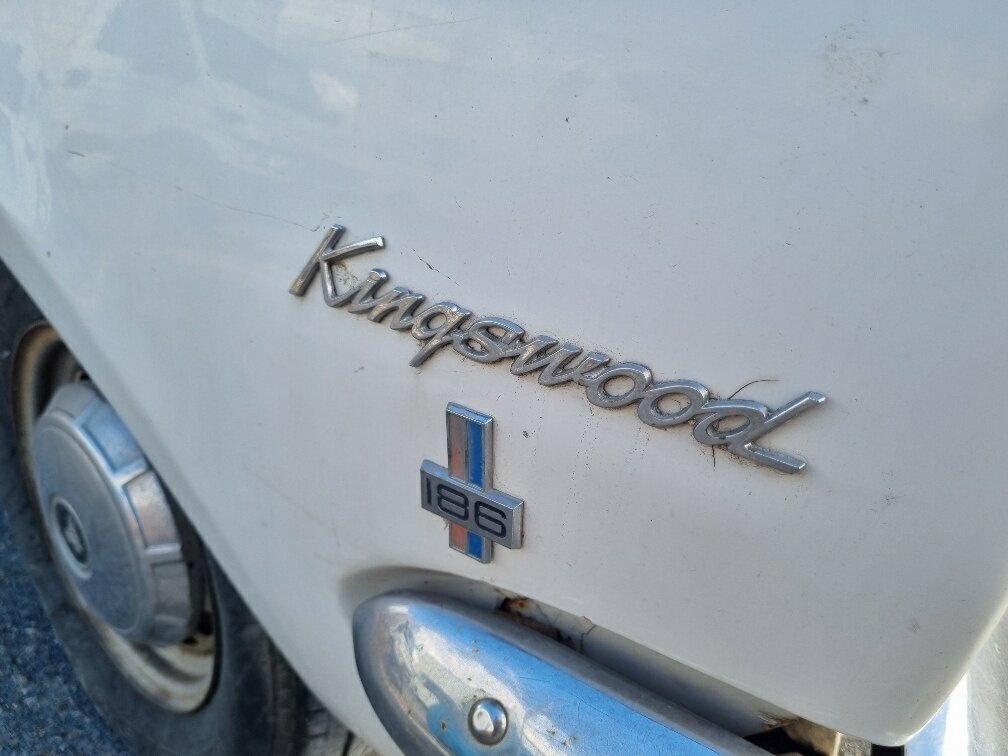 1969 HOLDEN KINGSWOOD HK MANUAL 4D SEDAN
