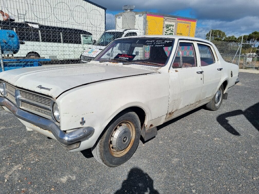 1969 HOLDEN KINGSWOOD HK MANUAL 4D SEDAN