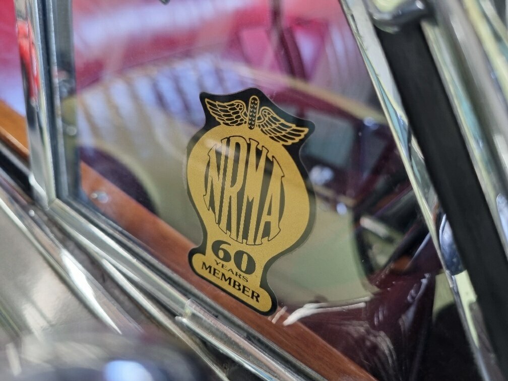 1967 DAIMLER 2.5 LITRE 3 SP AUTOMATIC 4D SEDAN
