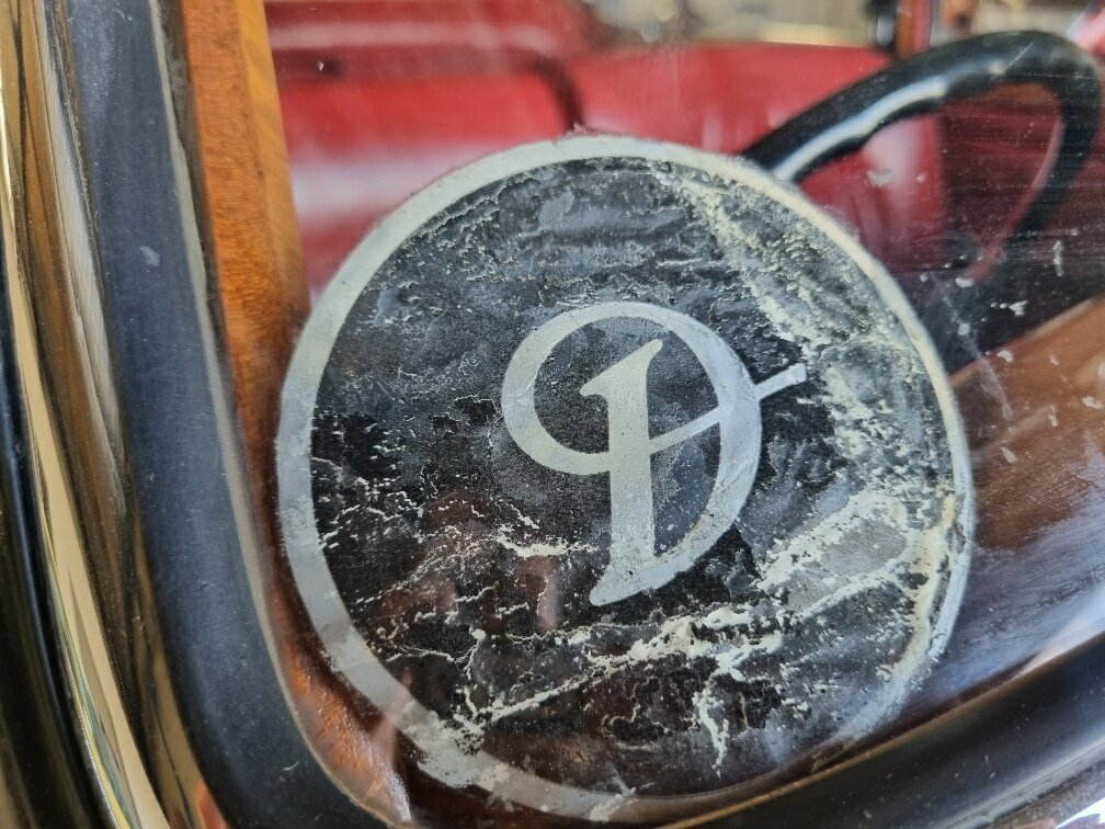 1967 DAIMLER 2.5 LITRE 3 SP AUTOMATIC 4D SEDAN
