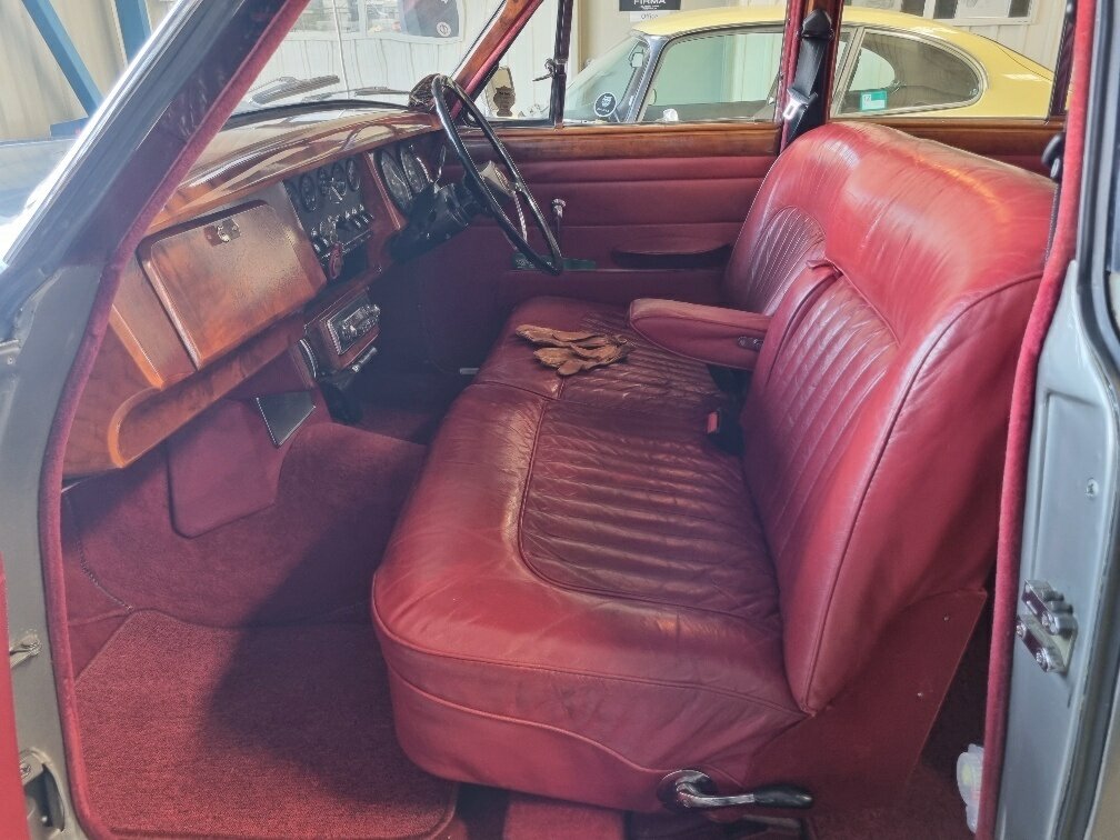 1967 DAIMLER 2.5 LITRE 3 SP AUTOMATIC 4D SEDAN