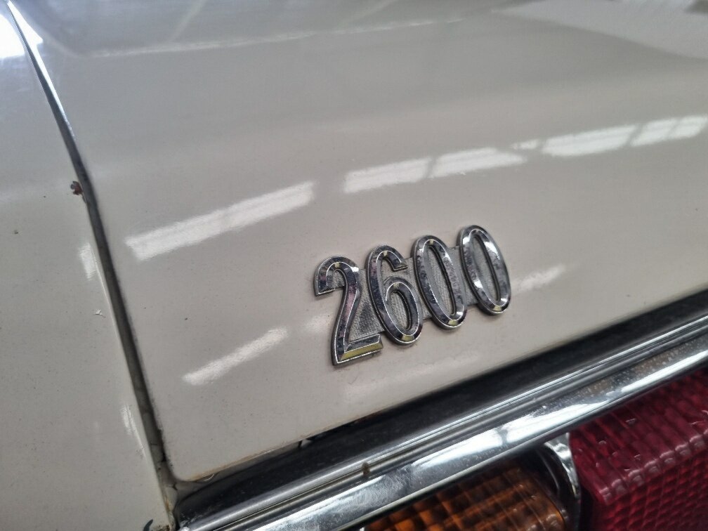 1976 TOYOTA CROWN SUPER SALOON AUTOMATIC 4D SEDAN