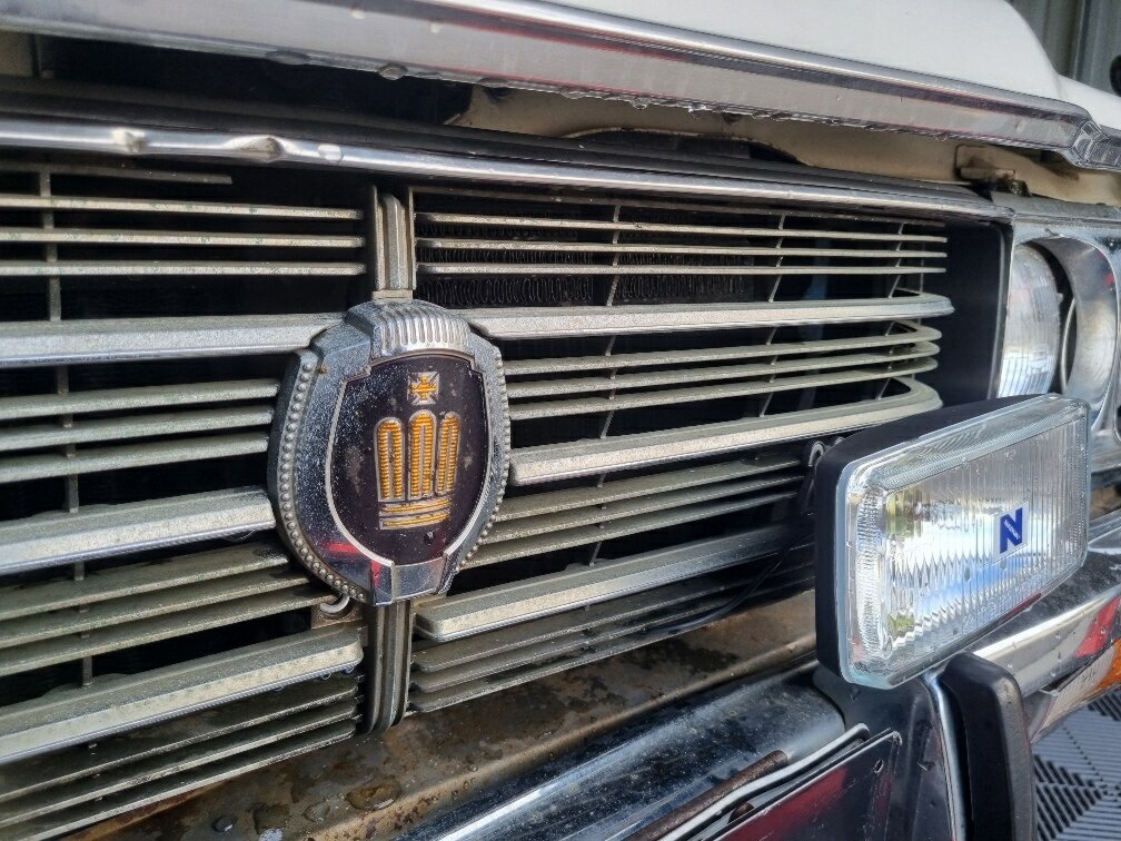 1976 TOYOTA CROWN SUPER SALOON AUTOMATIC 4D SEDAN