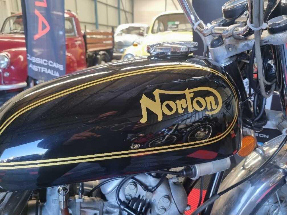 1975 NORTON COMMANDO 850 ROAD