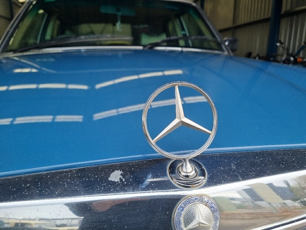 1979 MERCEDES-BENZ 300D AUTOMATIC SEDAN