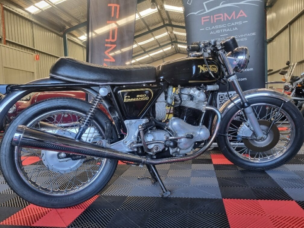1973 NORTON COMMANDO 850 ROAD