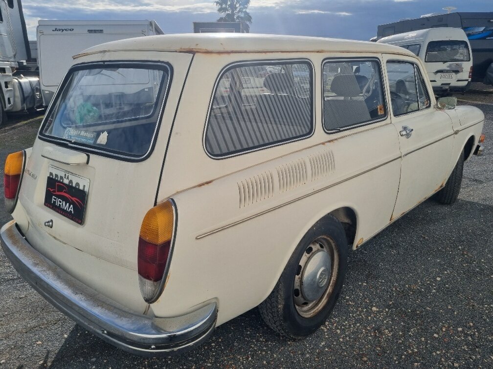 1970 VOLKSWAGEN 1600 DELUXE 4 SP MANUAL 2D SEDAN