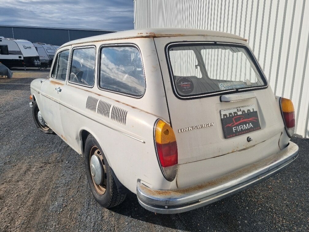 1970 VOLKSWAGEN 1600 DELUXE 4 SP MANUAL 2D SEDAN