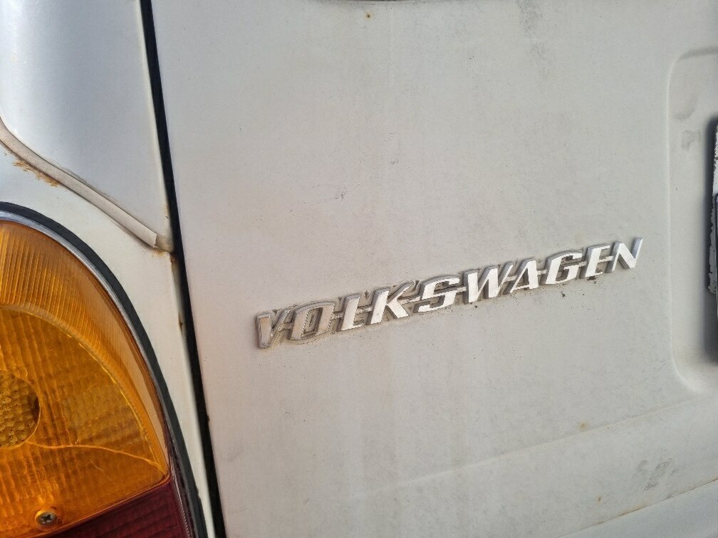 1970 VOLKSWAGEN 1600 DELUXE 4 SP MANUAL 2D SEDAN