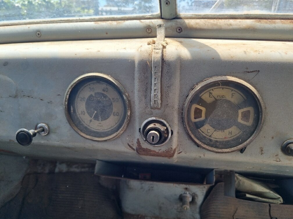 1947 BEDFORD TRUCK