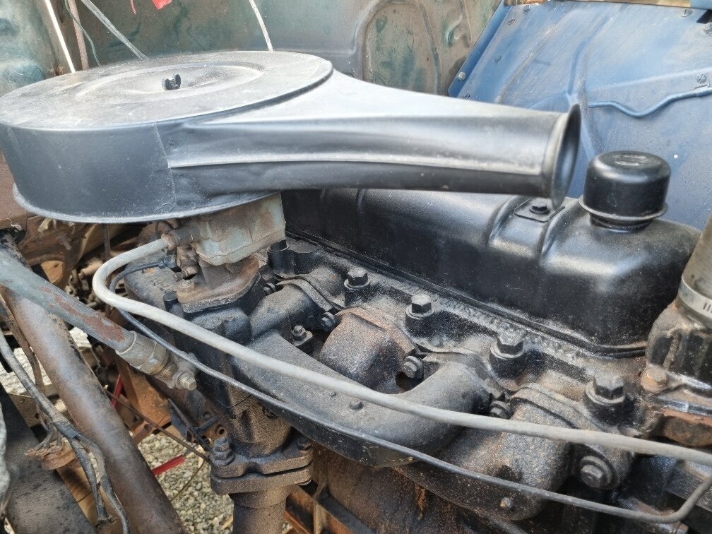 1952 INTERNATIONAL TRACTOR