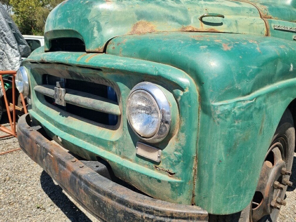 1952 INTERNATIONAL TRACTOR