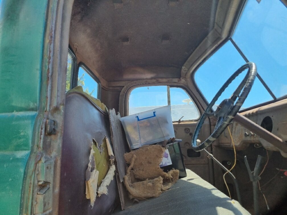 1952 INTERNATIONAL TRACTOR