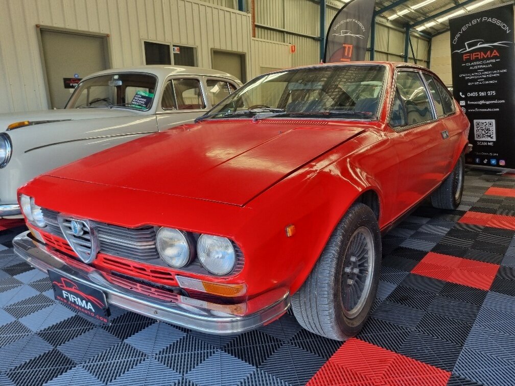 1977 ALFA ROMEO ALFETTA GTV 2000 5 SP MANUAL 2D COUPE