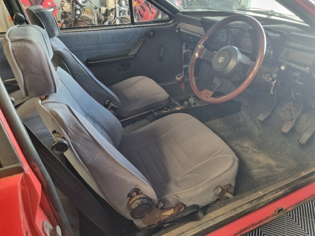 1977 ALFA ROMEO ALFETTA GTV 2000 5 SP MANUAL 2D COUPE
