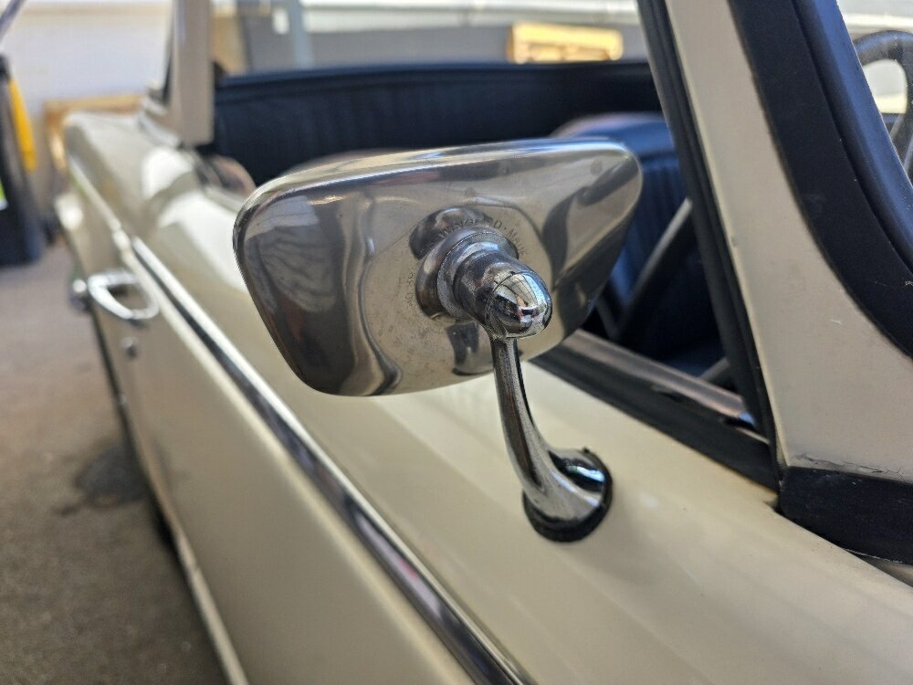 1968 TRIUMPH TR 250 ROADSTER