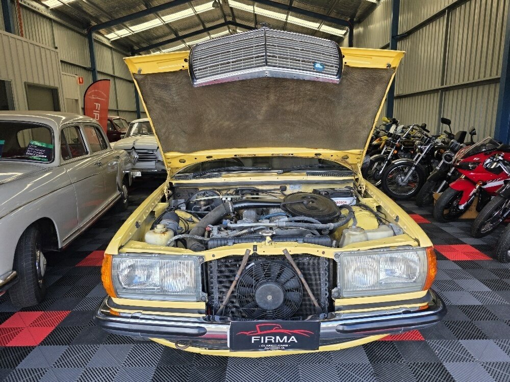 1979 MERCEDES-BENZ 280 W123 CE 4 SP AUTOMATIC 2D COUPE