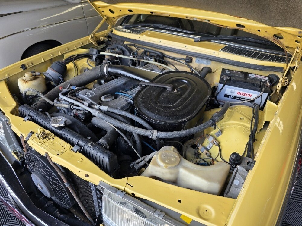 1979 MERCEDES-BENZ 280 W123 CE 4 SP AUTOMATIC 2D COUPE