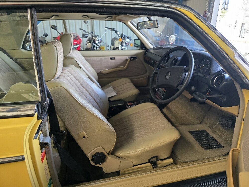 1979 MERCEDES-BENZ 280 W123 CE 4 SP AUTOMATIC 2D COUPE