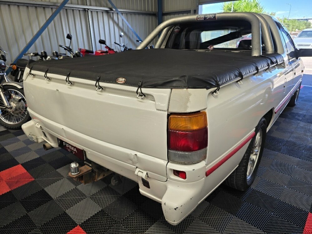 1993 HOLDEN COMMODORE VR S 5 SP MANUAL UTILITY