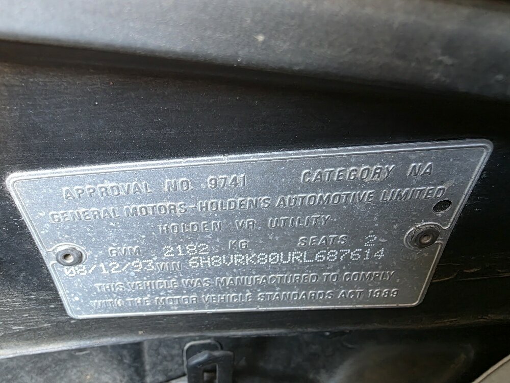 1993 HOLDEN COMMODORE VR S 5 SP MANUAL UTILITY
