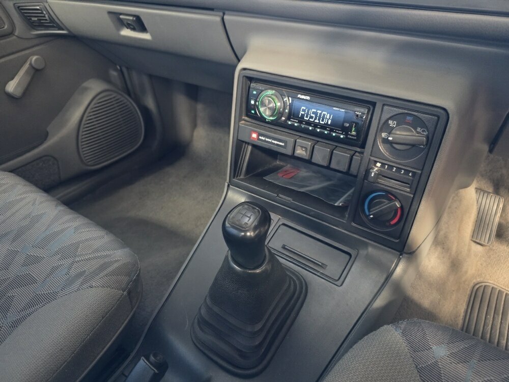 1993 HOLDEN COMMODORE VR S 5 SP MANUAL UTILITY