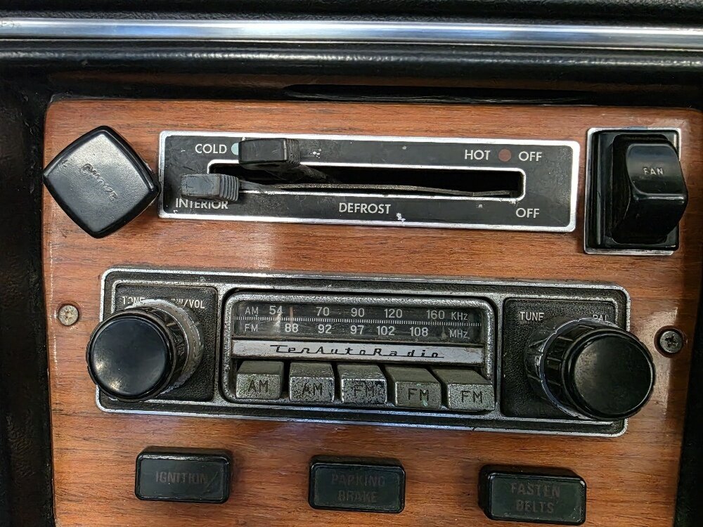 1975 JENSEN JENSEN HEALEY 5 SP MANUAL 2D ROADSTER