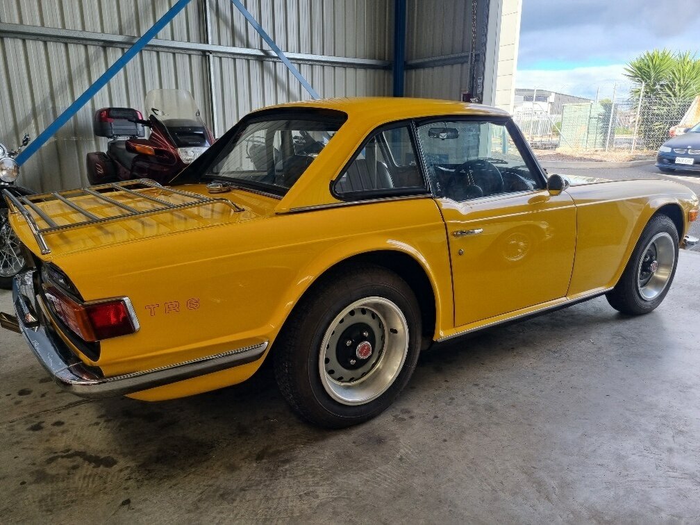 1972 TRIUMPH TR 6 MANUAL + O/DRIVE 2D CONVERTIBLE