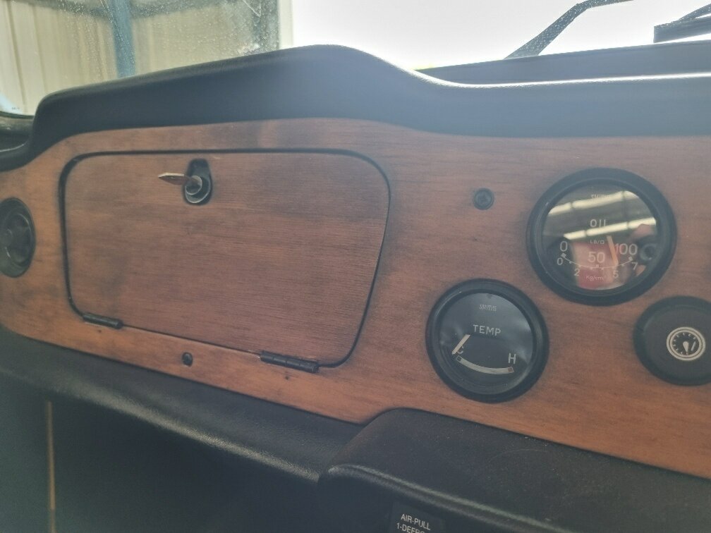 1972 TRIUMPH TR 6 MANUAL + O/DRIVE 2D CONVERTIBLE