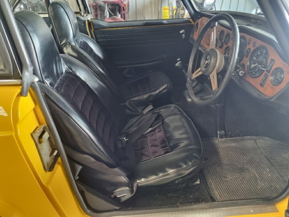 1972 TRIUMPH TR 6 MANUAL + O/DRIVE 2D CONVERTIBLE