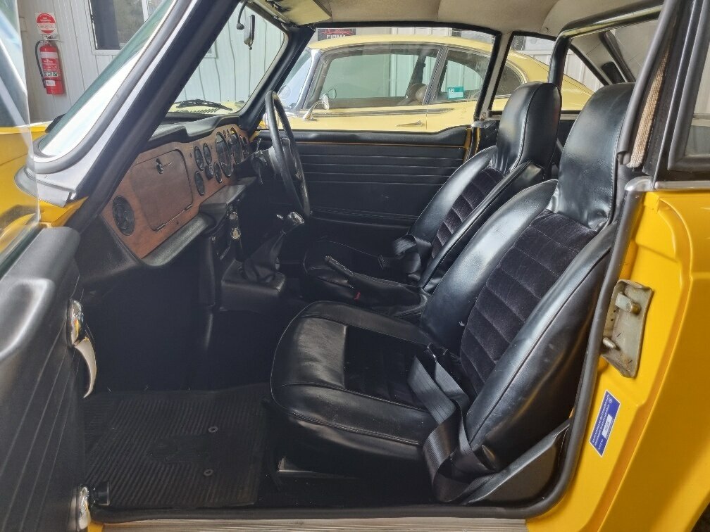 1972 TRIUMPH TR 6 MANUAL + O/DRIVE 2D CONVERTIBLE