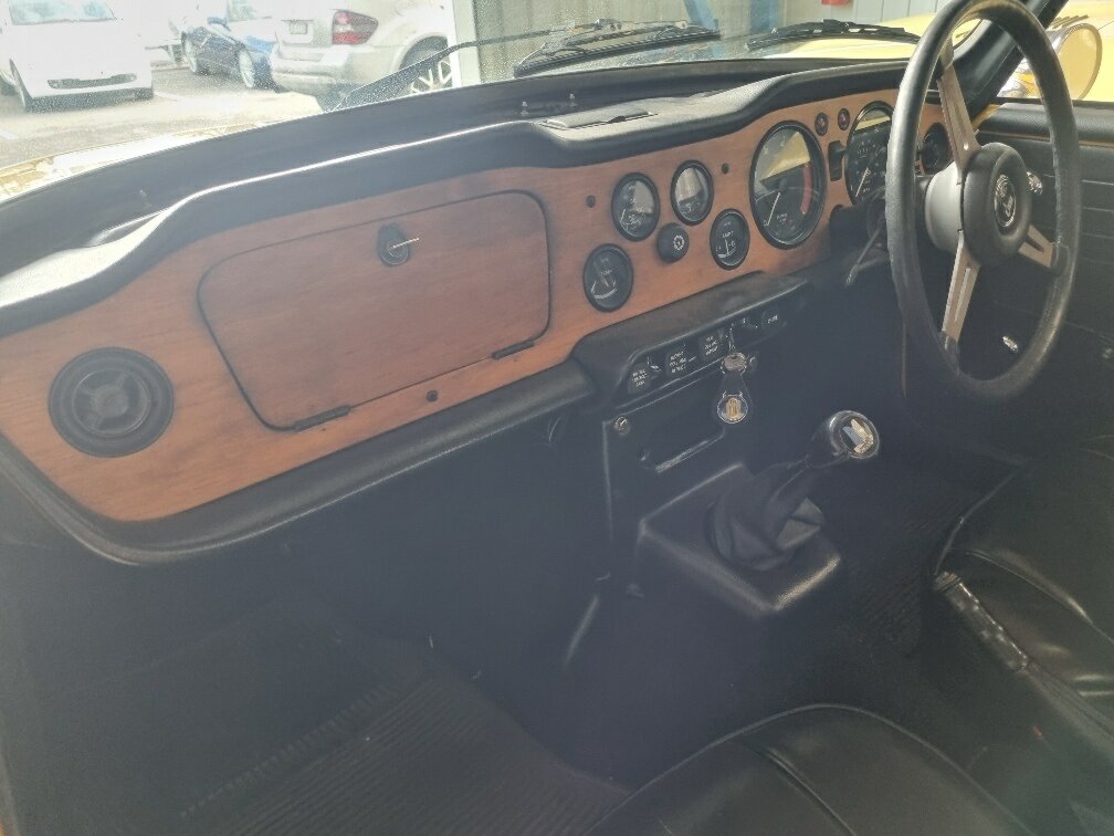 1972 TRIUMPH TR 6 MANUAL + O/DRIVE 2D CONVERTIBLE