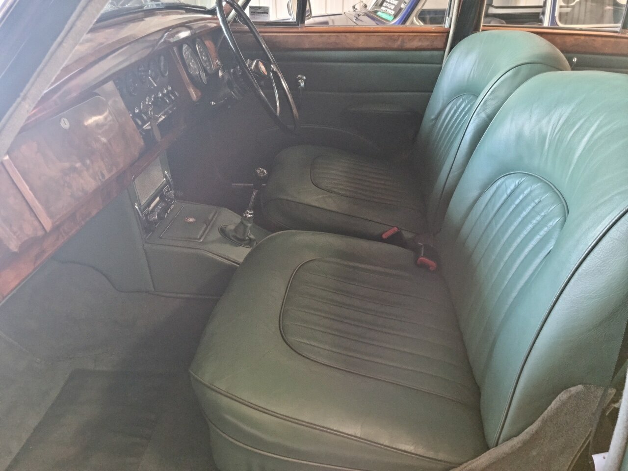 1963 JAGUAR MARK II MANUAL 4D SEDAN