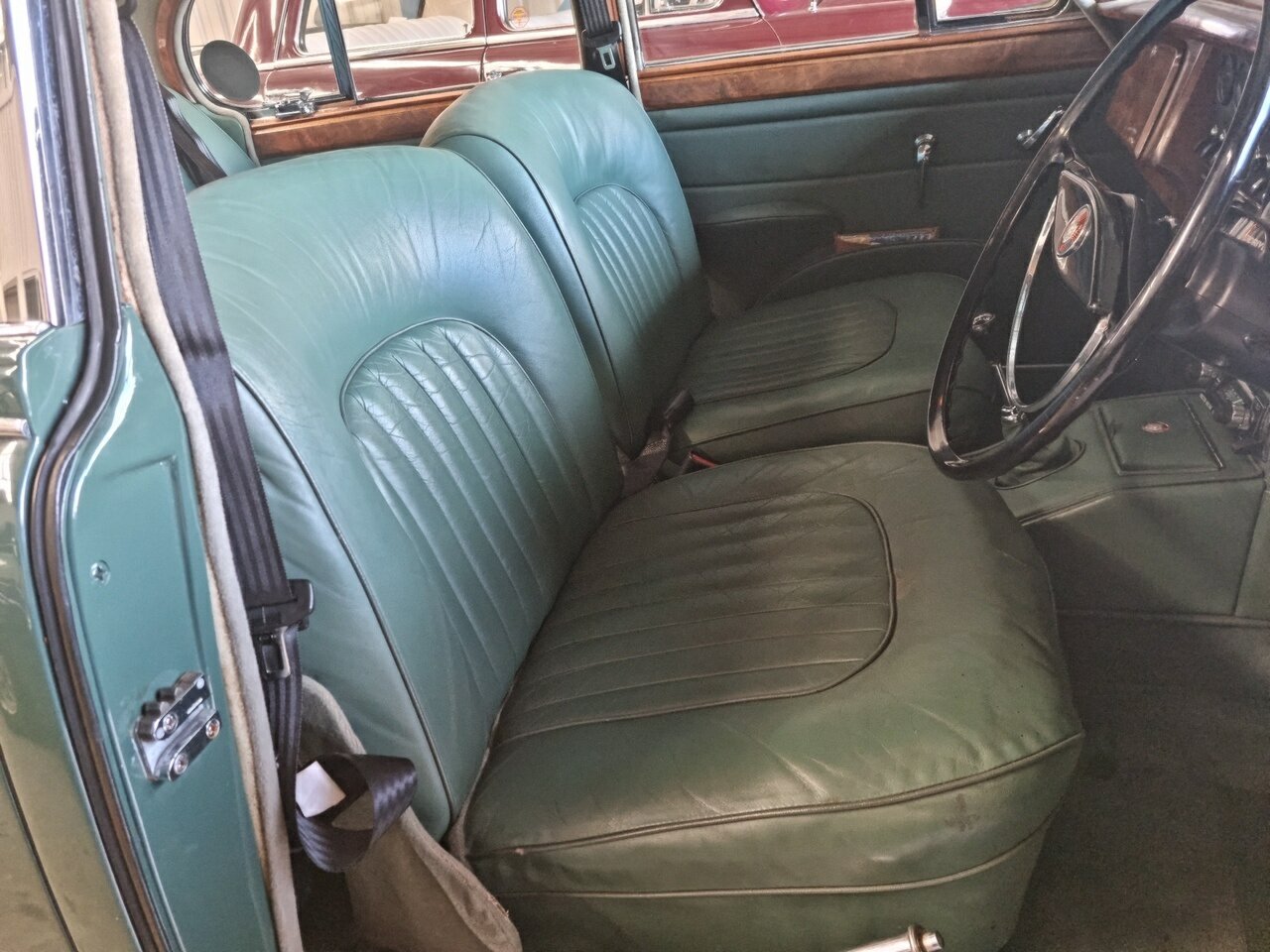 1963 JAGUAR MARK II MANUAL 4D SEDAN