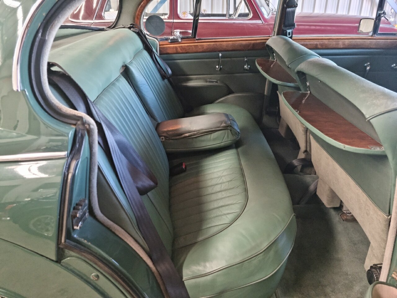 1963 JAGUAR MARK II MANUAL 4D SEDAN