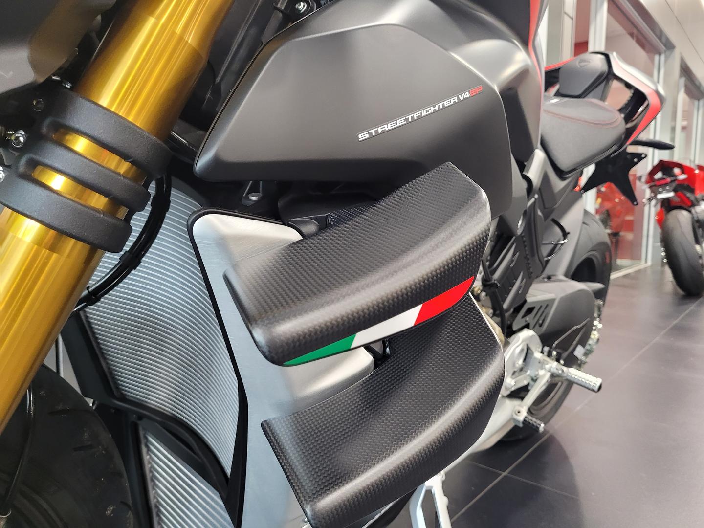 2022 DUCATI STREETFIGHTER V4 SP SPORTS