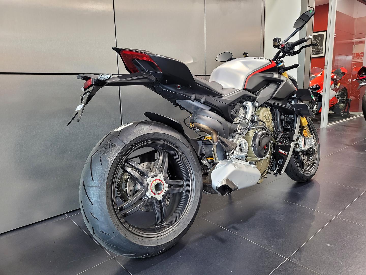 2022 DUCATI STREETFIGHTER V4 SP SPORTS